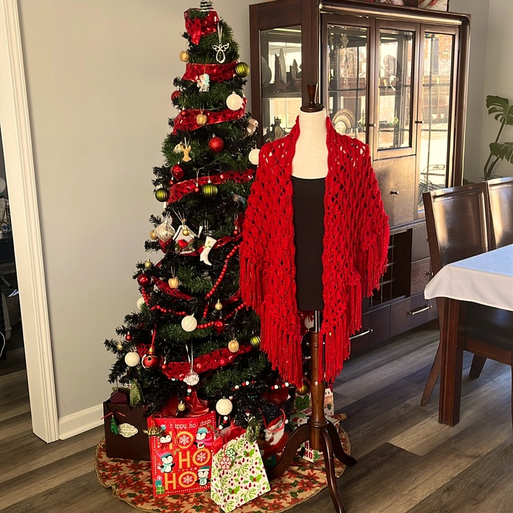 GORGEOUS RED CROCHET SHAWL - Picture 1 of 6
